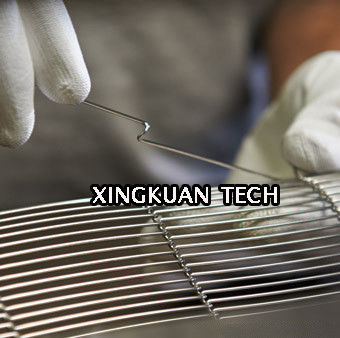 Link Belt Conveyor Belt Wire Mesh Pada Mesin Conveyor Untuk Mengangkut Dengan Sirkulasi Udara Yang Baik